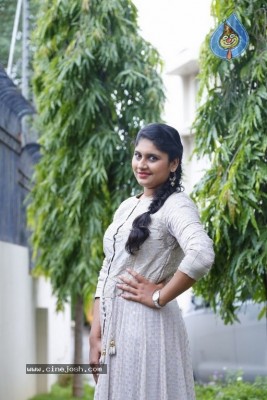 Anchor Sonia Chowdary Photos