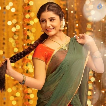 Aqsa Bhatt Photo Shoot