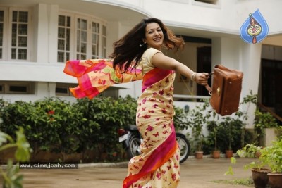 Catherine in Vadaladu Movie