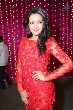 Catherine Tresa at Zee Telugu Apsara Awards