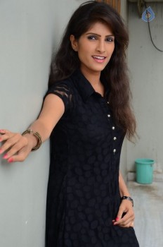 Geethanjali New Pics