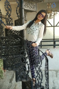 Hashika Dutt Photos