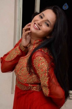 Ishika Singh Latest Photos