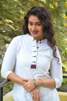 Kiran Chetwani New Photos