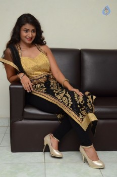 Kiran Chetwani Photos