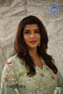 Lakshmi Manchu Interview about W/O Ram Movie