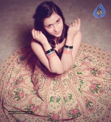 Mannara Chopra Latest Stills