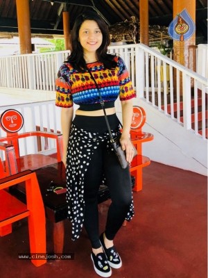 Mannara Chopra Photos