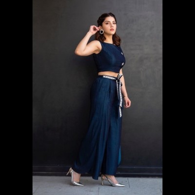 Mehreen Pirzada Photos