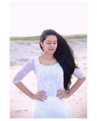 Mirnalini Ravi Photos