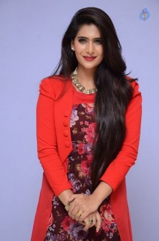 Neha Saxena New Photos