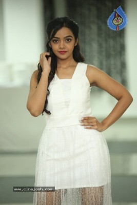 Nithya Shetty Photos