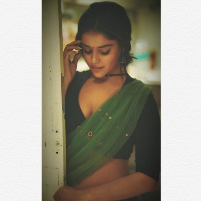Piaa Bajpai Photos