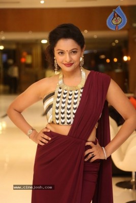 Pooja Kumar New Photos