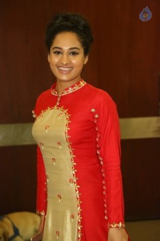 Pooja New Photos