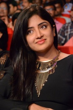 Poonam Kaur New Photos