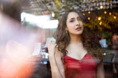 Pragya Jaiswal New Images