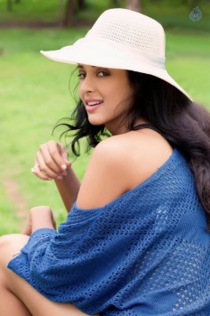 Priyashri New Photos