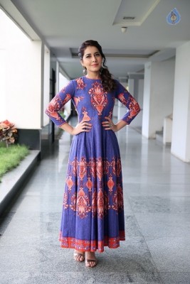 Raashi Khanna New Photos