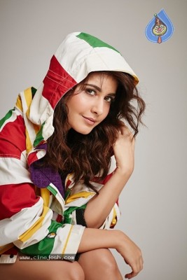  Raashi Khanna Stills