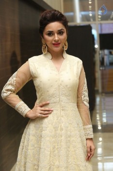 Ragini Nandwani Photos