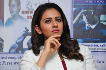 Rakul Preet Singh New Pics