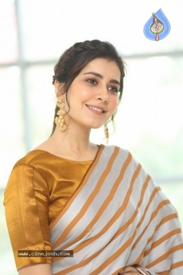 Rashi Khanna Photos