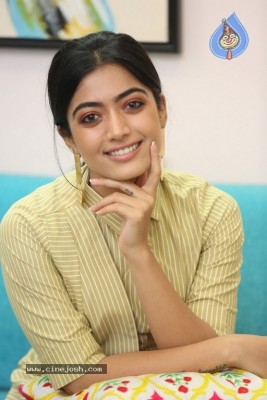 Rashmika Mandanna Pics