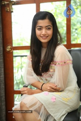 Rashmika Mandanna Pics