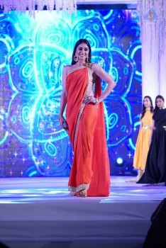 Regina Cassandra Photos