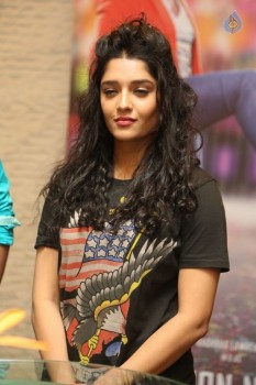 Ritika Singh Latest Photos