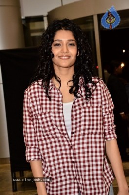 Ritika Singh Photos