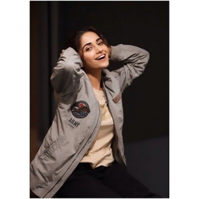 Ruhani Sharma Photos