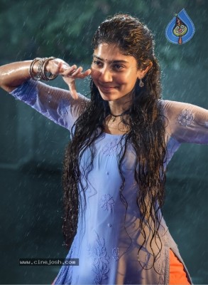  Sai Pallavi in Love Story