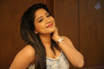 Sakshi Agarwal Photos