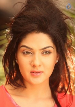 Sakshi Chaudhary Pics
