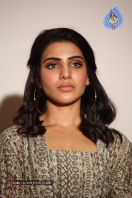 Samantha Akkineni Photos