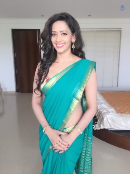 Sanjana Singh Latest Photos