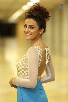 Seerat Kapoor Latest Gallery