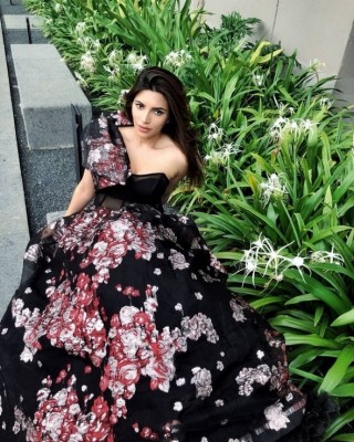 Shama Sikander Photos