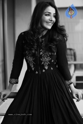 Sonia Mann Photos