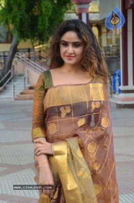 Sony Charishta New Stills