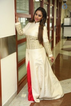 Sri Reddy Mallidi New Photos