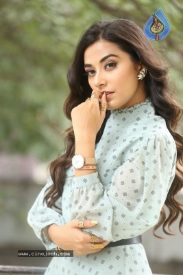 Stefy Patel Photos