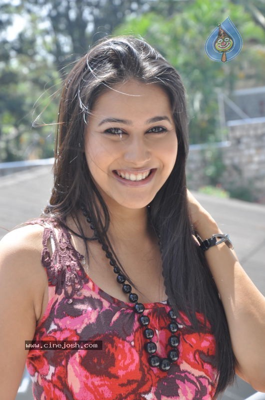 Panchi Bora at Aakasame Haddu Movie PM - 64 / 97 photos