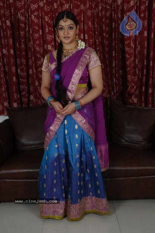 Aarthi Agarwal New Photo Gallery - 24 / 69 photos