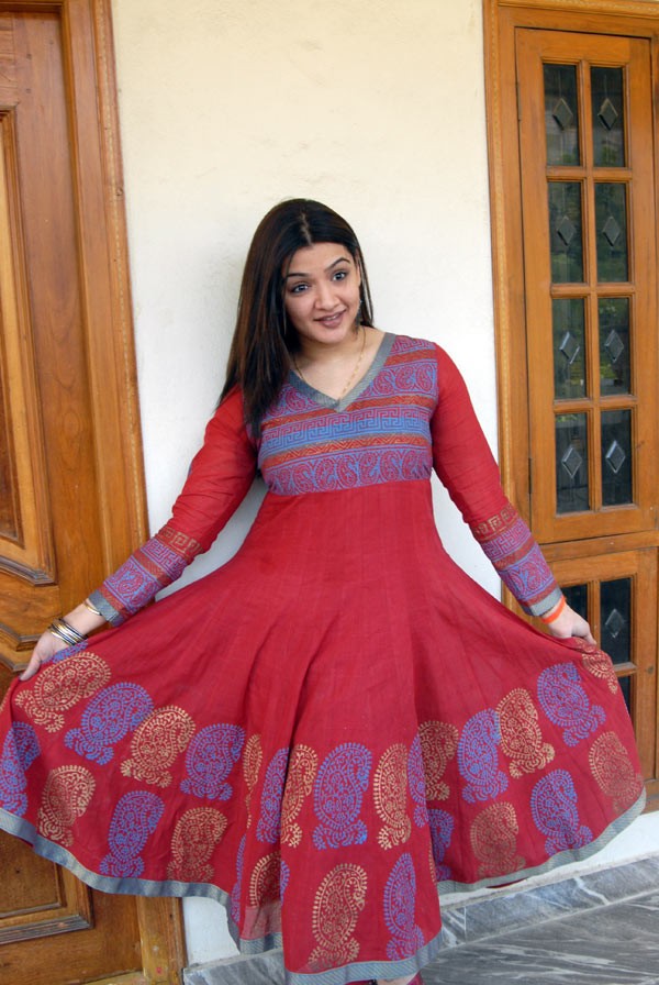 Aarthi Agarwal - 16 / 48 photos