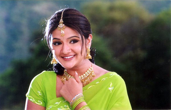 Aarthi Agarwal - 44 / 48 photos
