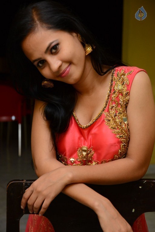 Aasha Rakul Hot Photos - 11 / 42 photos