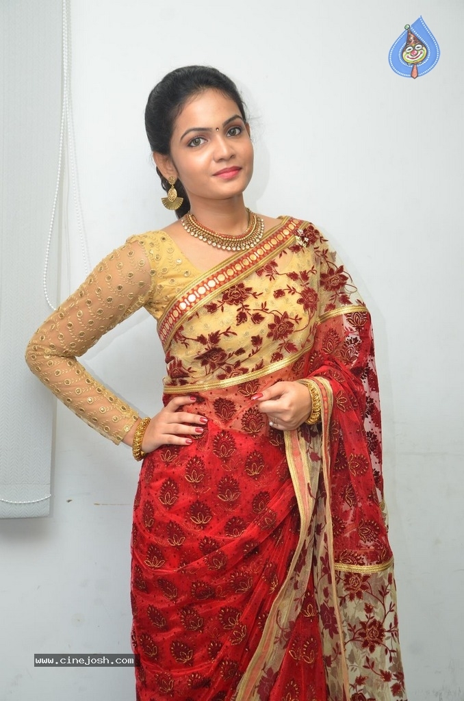 Actress Aara Latest Stills - 19 / 21 photos